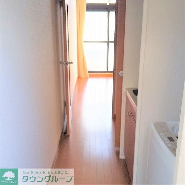 物件内観写真10　(入口から)