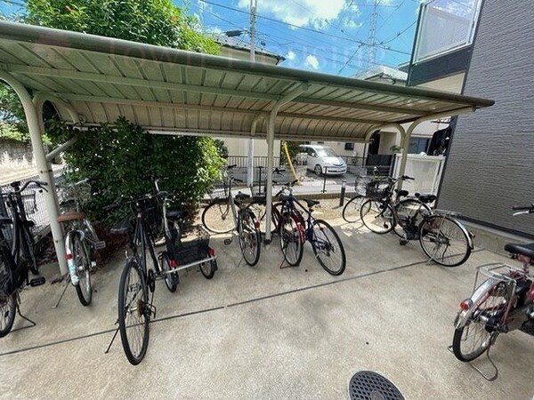 その他(駐輪場)