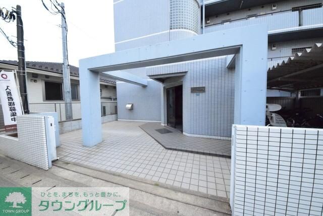 物件内観写真17　(エントランス)