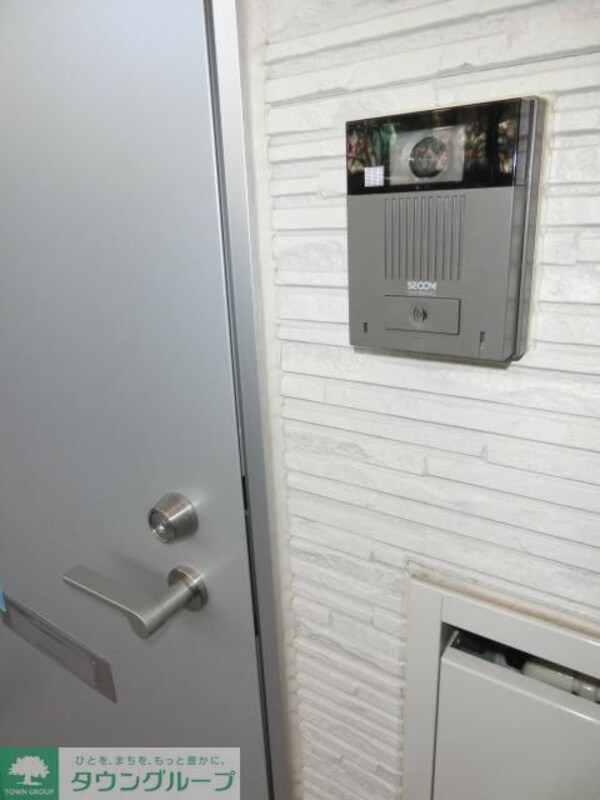 セキュリティ(玄関先にはモニターフォンがあります)