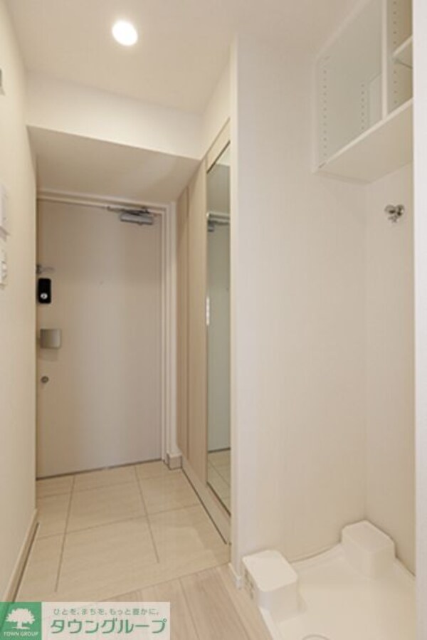 玄関(※写真は同タイプ住戸です。)