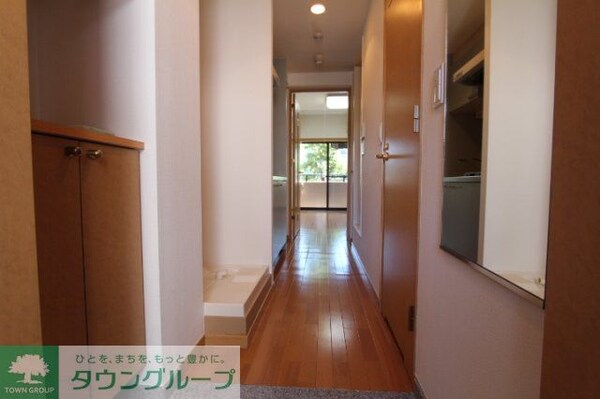 玄関(※参考写真)