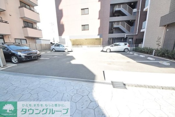 駐車場(駐車場)