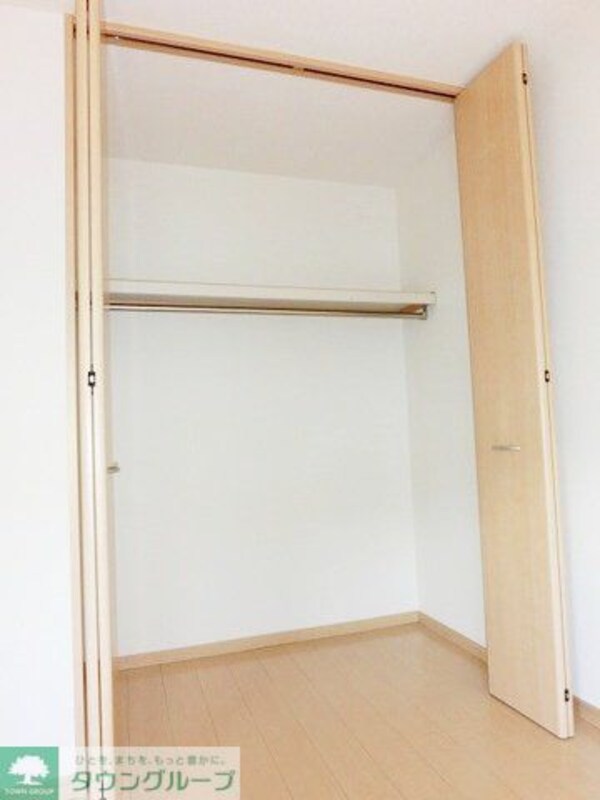 収納(ワイドなクローゼット)