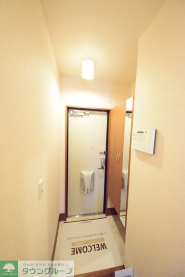 玄関(お問合せはタウンハウジングまで！※現地待合わせ相談可能)