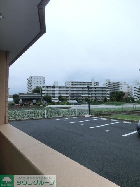 物件内観写真16　(開けた景色は開放感があります)