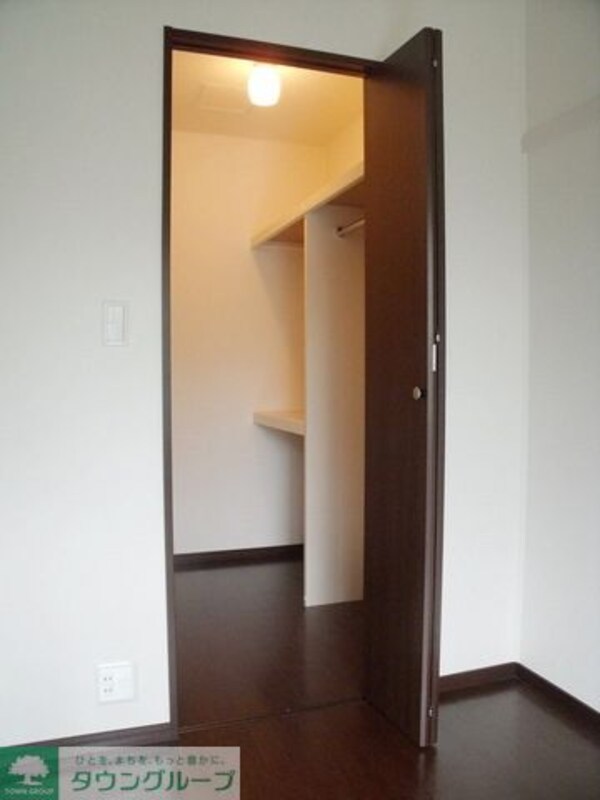 収納(ウォークインクローゼット)