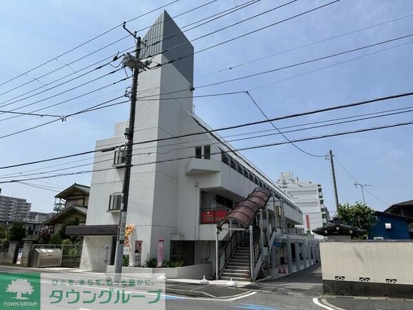 エントランス(現地待ち合わせ歓迎♪お問合せはタウンハウジングまで！)