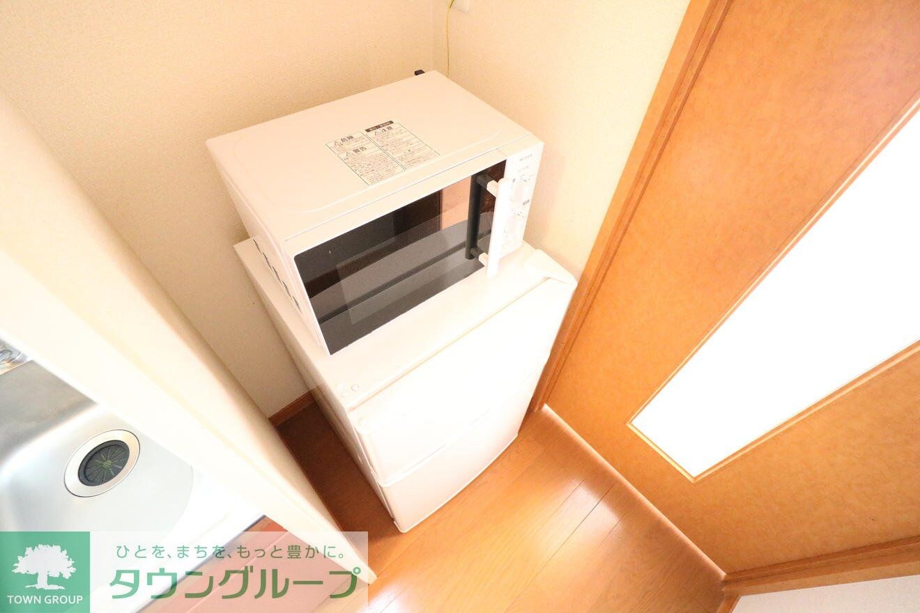 物件内観写真14　(冷蔵庫・電子レンジ)