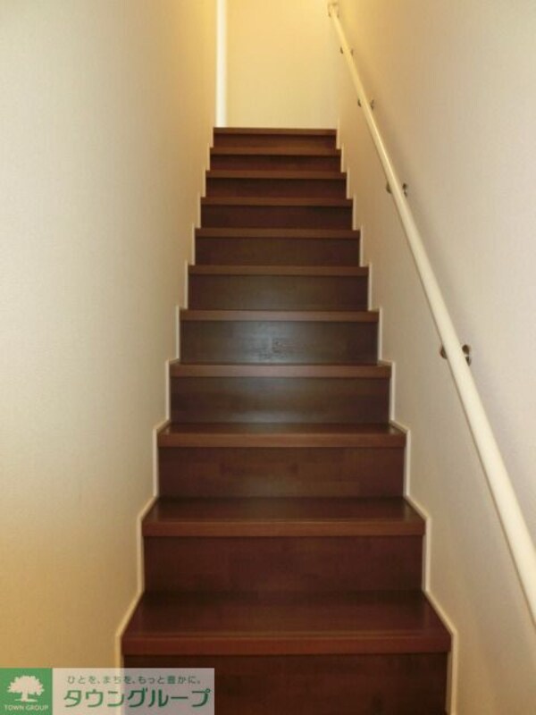 設備(入居者専用階段です)