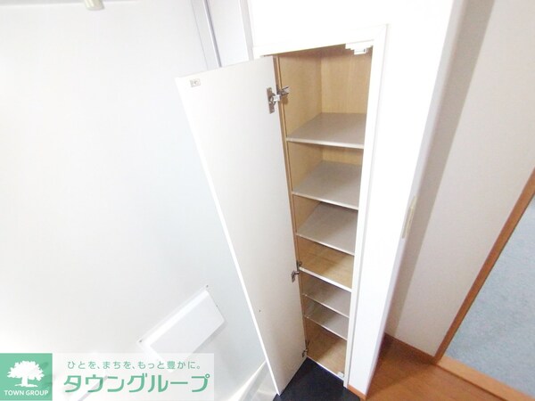 玄関(シューズボックス)