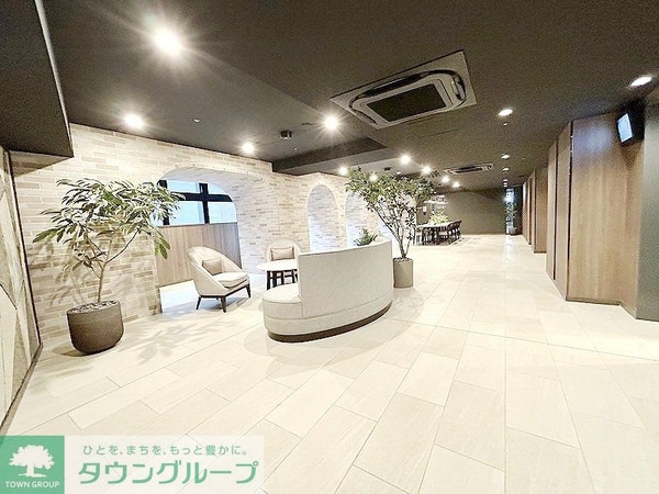 ロビー(部屋探しは株式会社　タウンハウジング　までお気軽にお問合せ…)