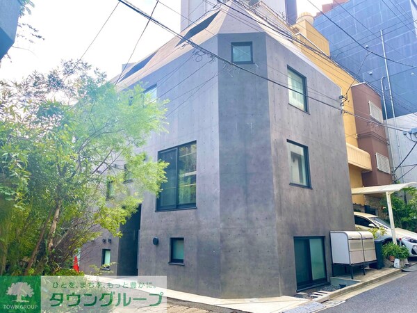 外観(お洒落な青山でお洒落な新生活！SOHO大歓迎★)