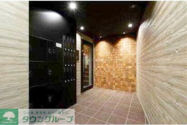 ロビー(部屋探しは株式会社　タウンハウジング　までお気軽にお問合せ…)