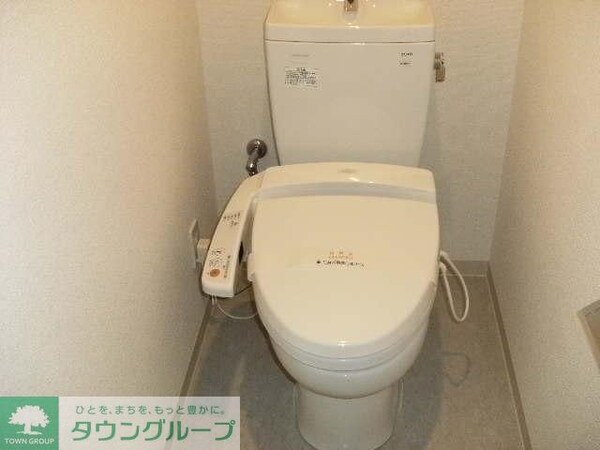 トイレ(お部屋探しは株式会社　タウンハウジング　までお気軽にお問合…)