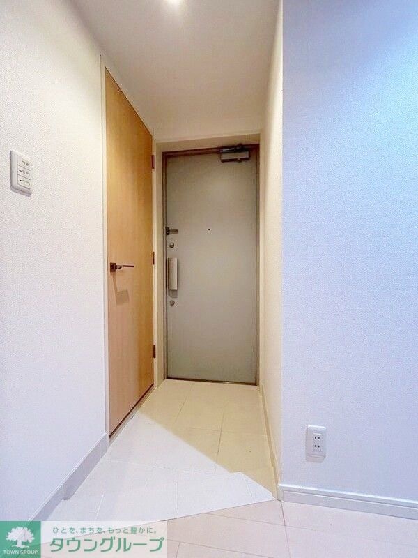 玄関(お部屋探しは株式会社　タウンハウジング　までお気軽にお問合…)