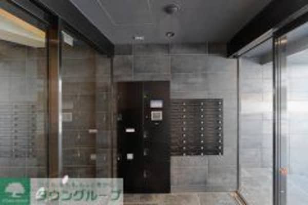 エントランス(内見の予約先はタウンハウジング新中野店になります★★)
