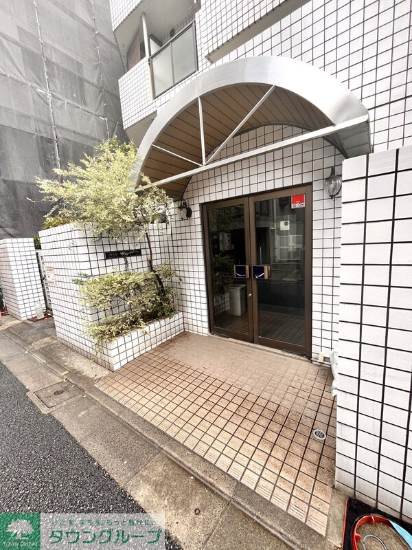 庭(エントランス)