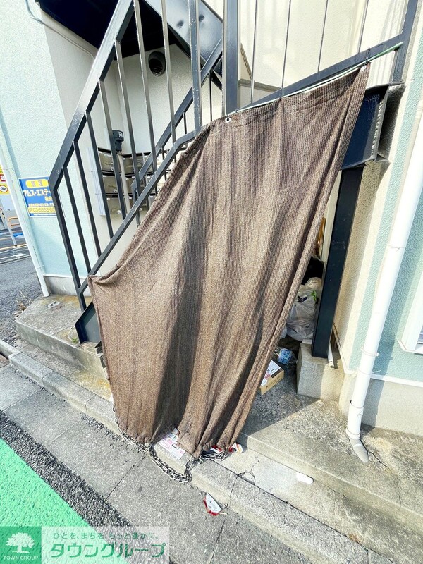 共有部分(ゴミ捨て場になります。)