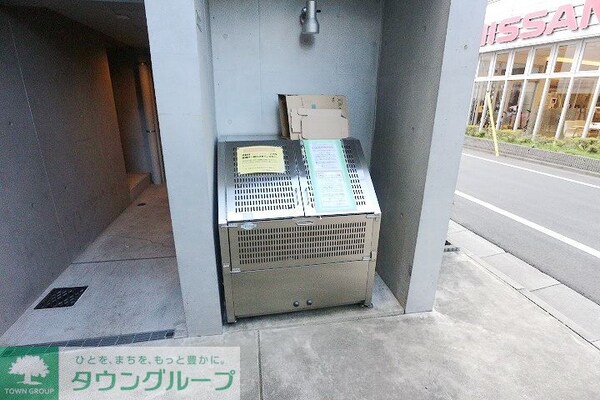 共有部分(ゴミ置き場)
