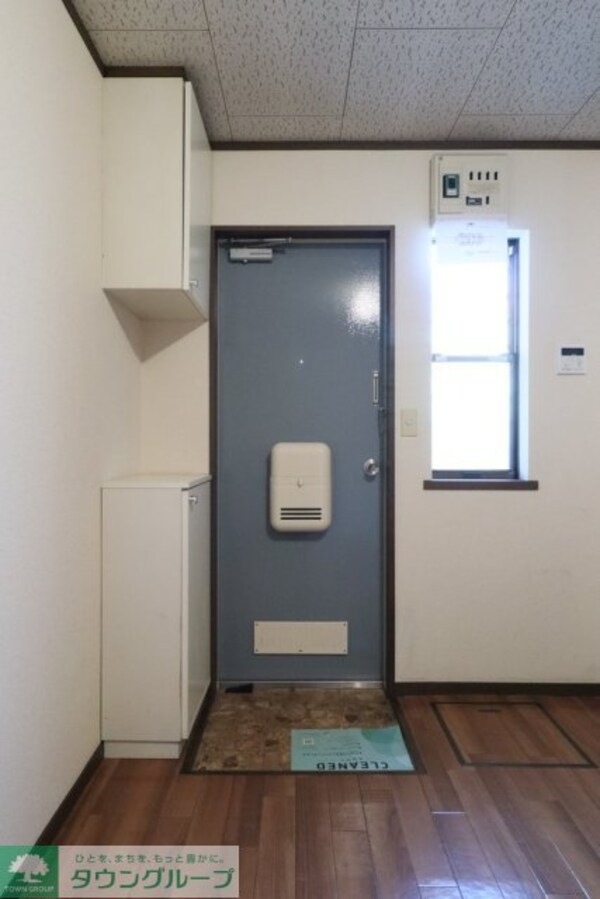 玄関(玄関)