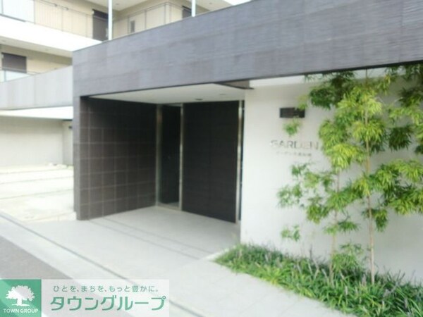 エントランス(★お洒落なエントランススペースです★)
