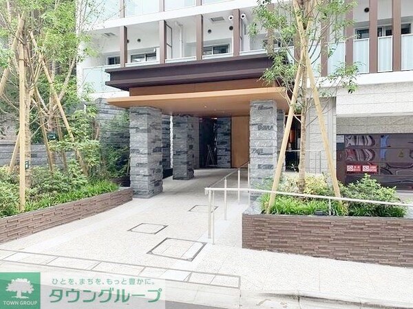 エントランス(部屋探しは株式会社　タウンハウジング　までお気軽にお問合せ…)