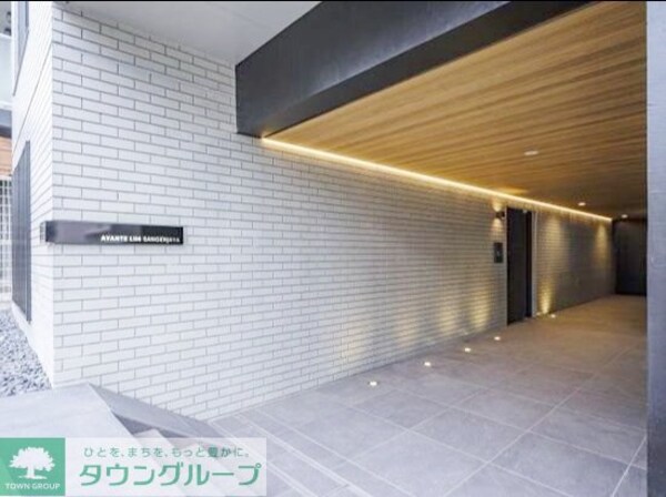 エントランス(エントランス)