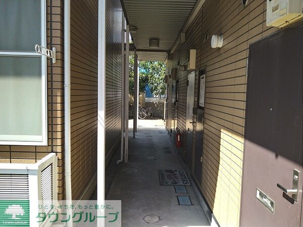 ロビー(玄関側共用廊下)