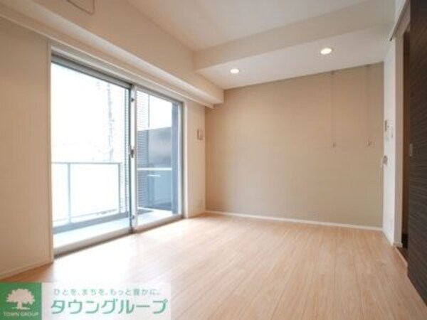 寝室(部屋探しは株式会社　タウンハウジング　までお気軽にお問合せ…)