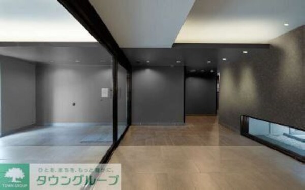 ロビー(部屋探しは株式会社　タウンハウジング　までお気軽にお問合せ…)