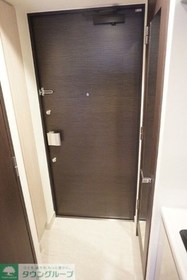玄関(お部屋探しは株式会社　タウンハウジング　までお気軽にお問合…)