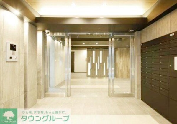 エントランス(部屋探しは株式会社　タウンハウジング　までお気軽にお問合せ…)