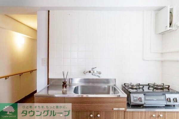 キッチン(お部屋探しは株式会社　タウンハウジング　までお気軽にお問合…)