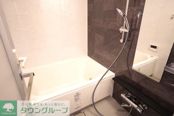 バス／シャワールーム等(※写真は同タイプ住戸です。)