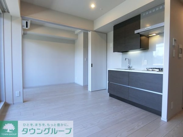 リビング・居室(Eタイプ2023年5月撮影 同タイプ207号室の写真です。)