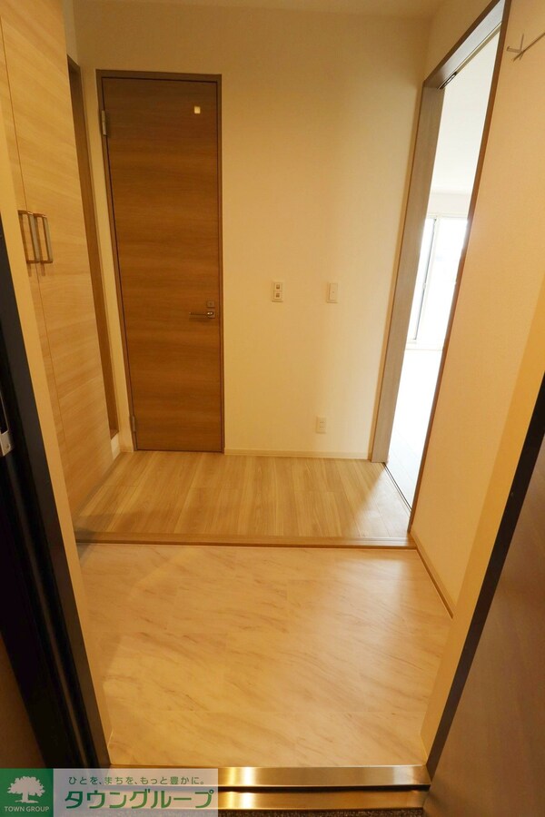 玄関(お部屋探しはタウンハウジングへ♪)
