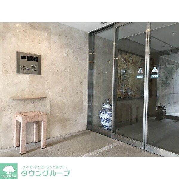 エントランス(オートロック　自動ドア)