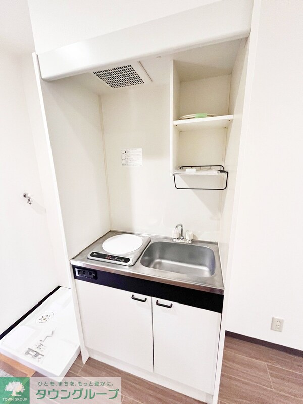 キッチン(※103号室参照写真です。同一間取り※)