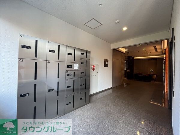 エントランス(お問合せは(株)タウンハウジングレジデンス事業部　赤坂店・…)