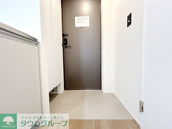 玄関(お部屋探しは株式会社　タウンハウジング　までお気軽にお問合…)