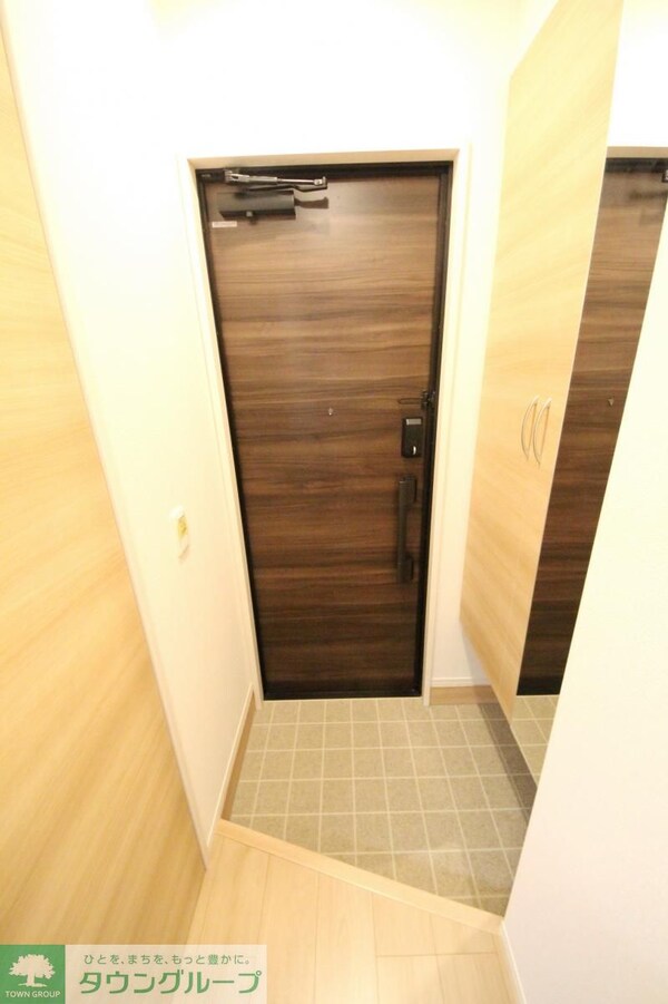 玄関(お部屋探しは株式会社　タウンハウジング　までお気軽にお問合…)