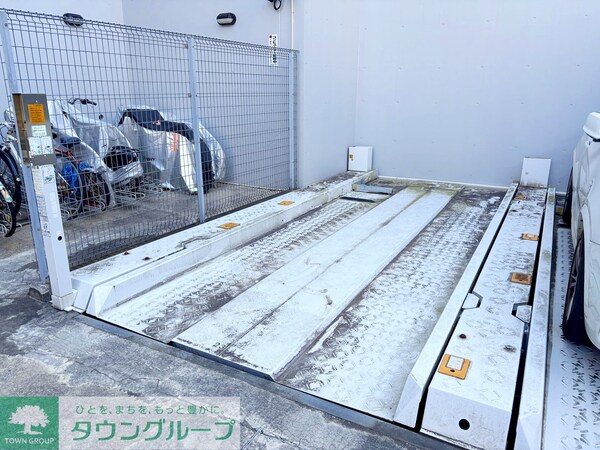 駐車場(駐車場)