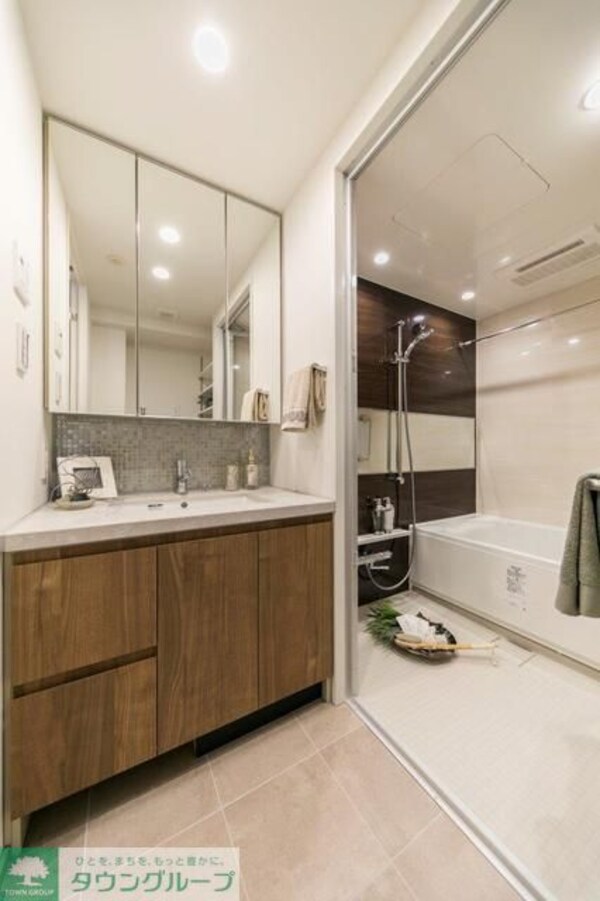 洗面(※写真は同タイプ住戸です。)