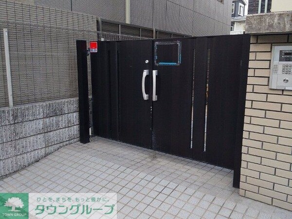 セキュリティ(オートロックゲート付き。)