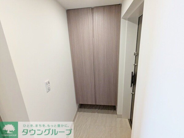 玄関(お部屋探しは株式会社　タウンハウジング　までお気軽にお問合…)