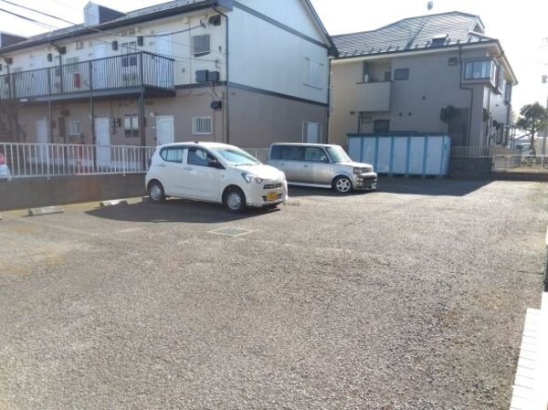 駐車場(駐車場)