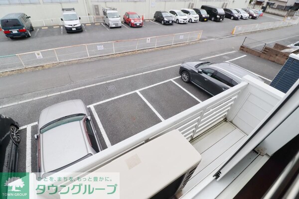 バルコニー(駐車場)