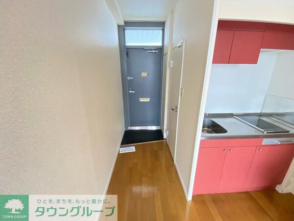 玄関(設備の仕様が現物と異なる場合がございます。)