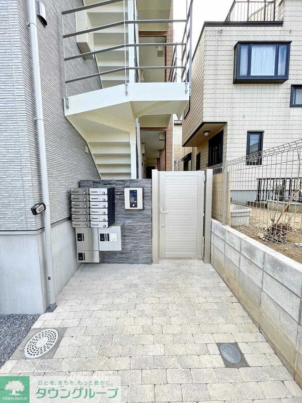 エントランス(エントランス)